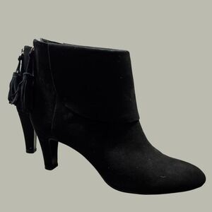 Bandolino Black Suede Tassel Zip Ankle Booties‎ Boots Block Heel Womens Sz 8.5M
